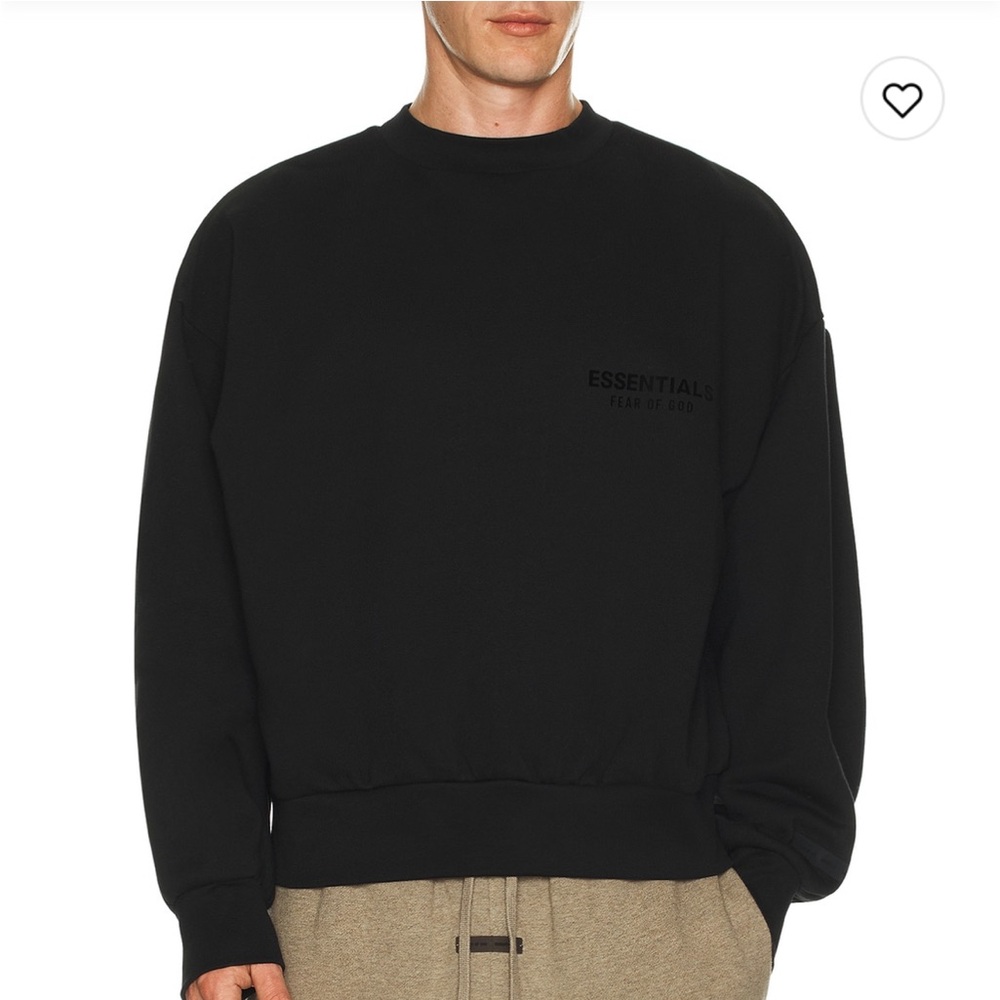ESSENTIALS Crewneck Sweatshirt in Black